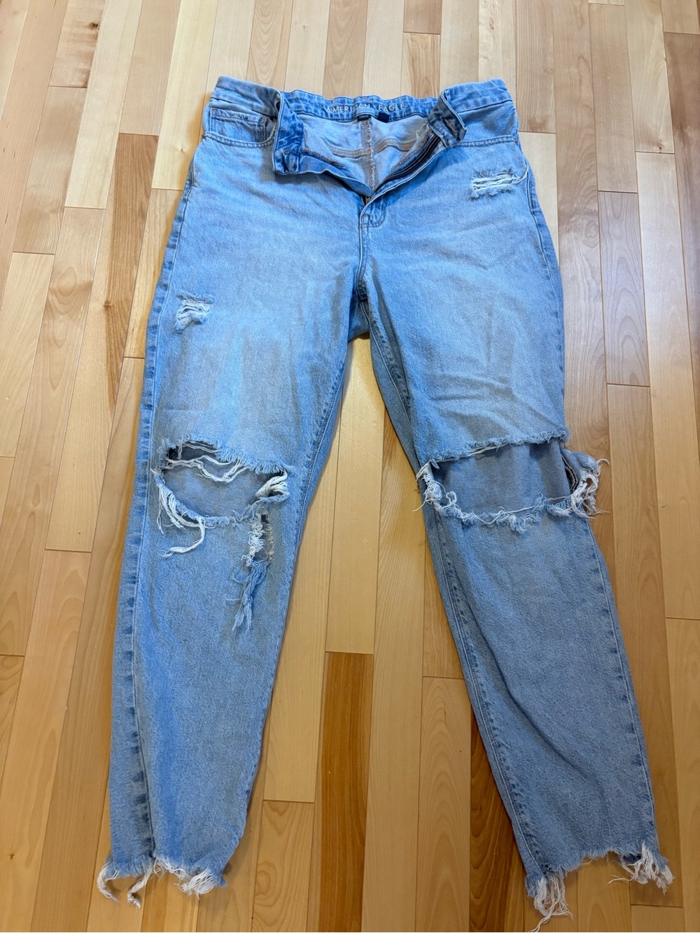 American Eagle Light Blue Women's Jeans